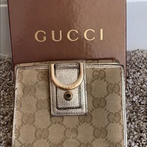 Authentic Gucci Wallet
